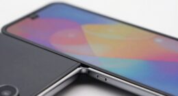 flexible screen durability issues